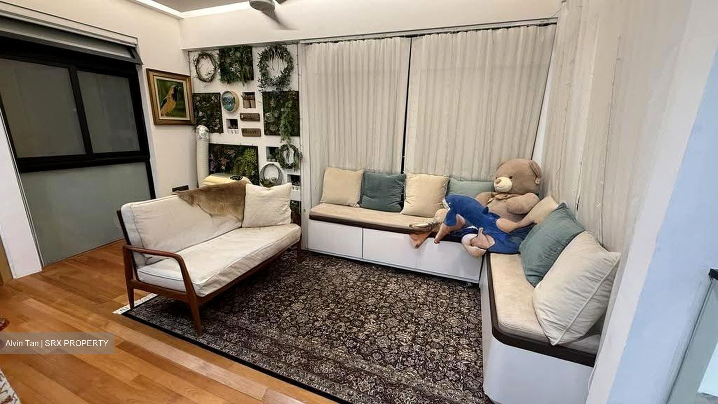 Still Road (D15), Terrace #637840271